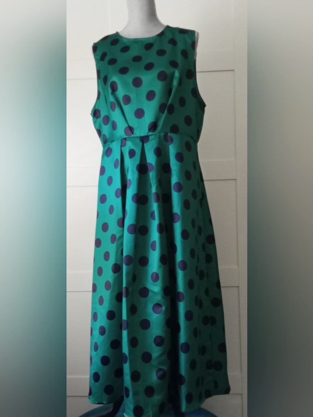 Sleeveless Polka Dot Midi Dress in Teal and Navy